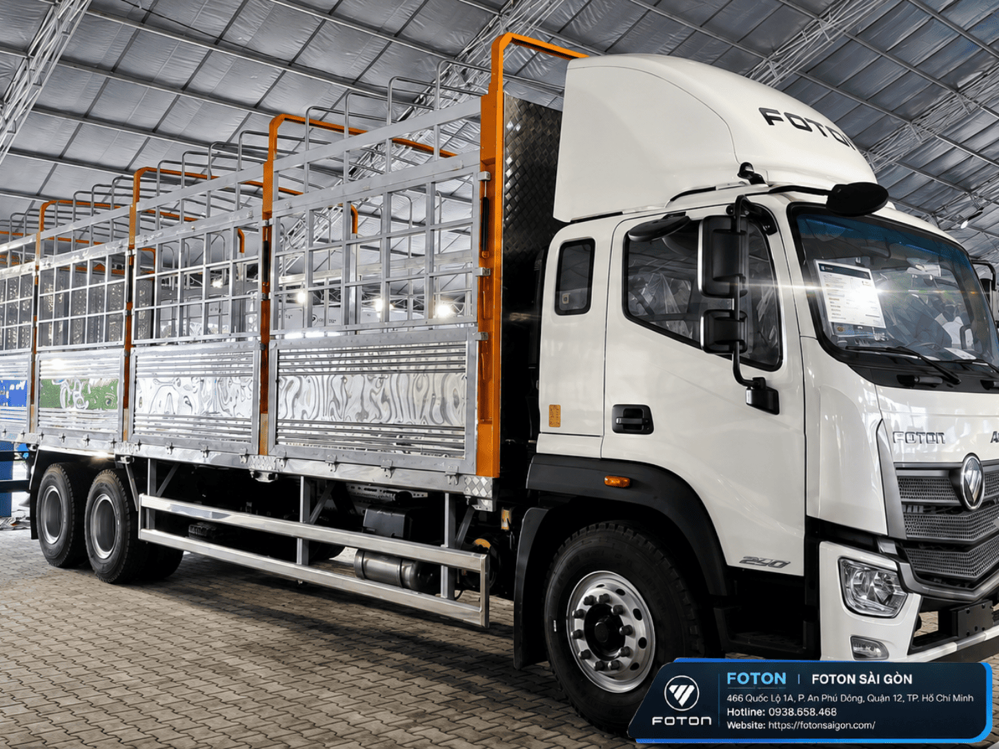 Xe tai foton auman c240 thung mui bat tai 7t5 thung 9m9 (6)